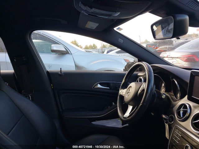 Mercedes-Benz CLA 250 2015 WDDSJ4EB9FN264620 Image 5