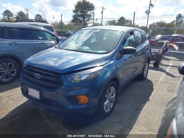 Ford ESCAPE S 2018 1FMCU0F72JUC25581 Image 2