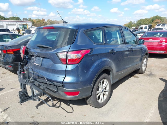 Ford ESCAPE S 2018 1FMCU0F72JUC25581 Image 4