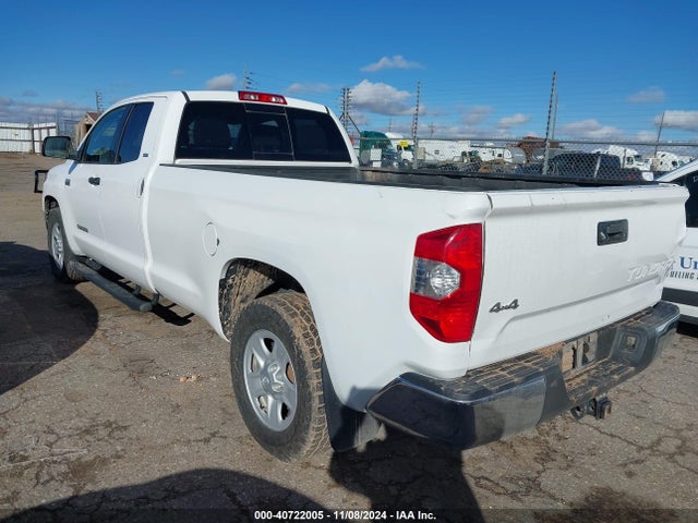 5TFCW5F19JX022385 Toyota Tundra Sr5 5.7l V8