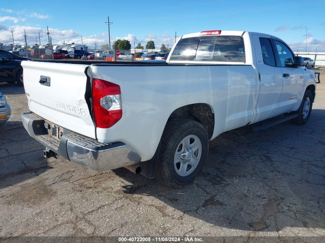 5TFCW5F19JX022385 Toyota Tundra Sr5 5.7l V8