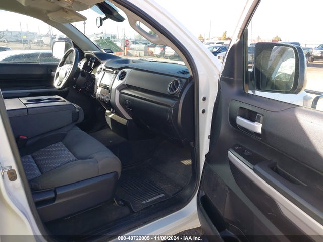 5TFCW5F19JX022385 Toyota Tundra Sr5 5.7l V8