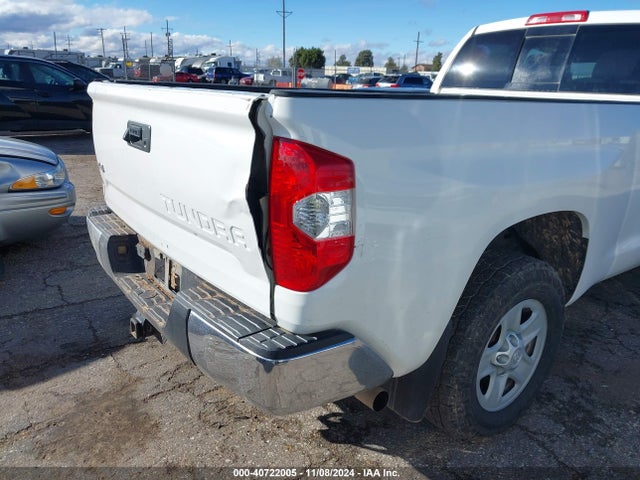 5TFCW5F19JX022385 Toyota Tundra Sr5 5.7l V8