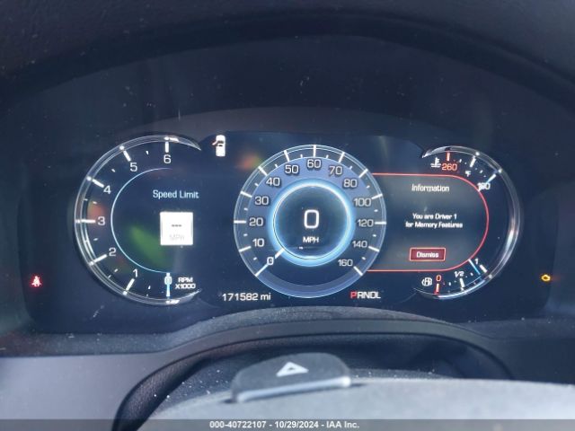 1GYS3BKJ0HR184410 Cadillac Escalade Luxury