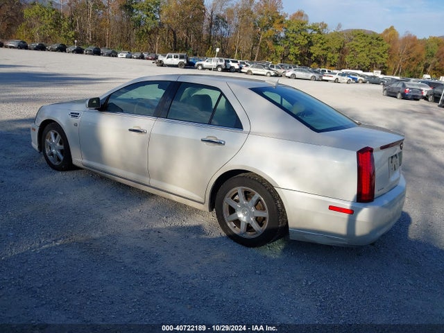 2011 CADILLAC STS 1G6DW6ED1B0110530 Photo 2