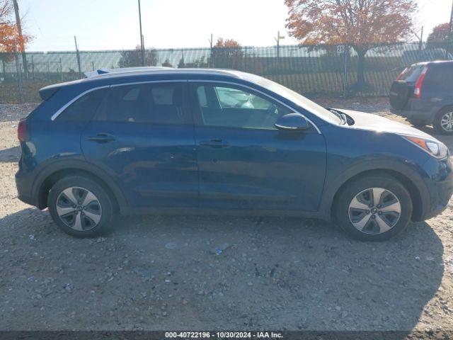KNDCC3LCXK5353184 KIA NIRO EX