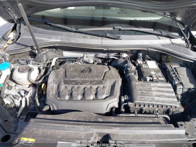 3VV3B7AXXJM160124 Volkswagen Tiguan 2.0t Se/2.0t Sel