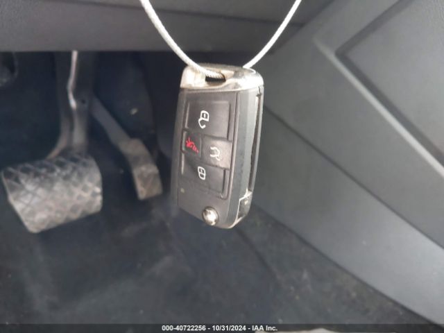 3VV3B7AXXJM160124 Volkswagen Tiguan 2.0t Se/2.0t Sel