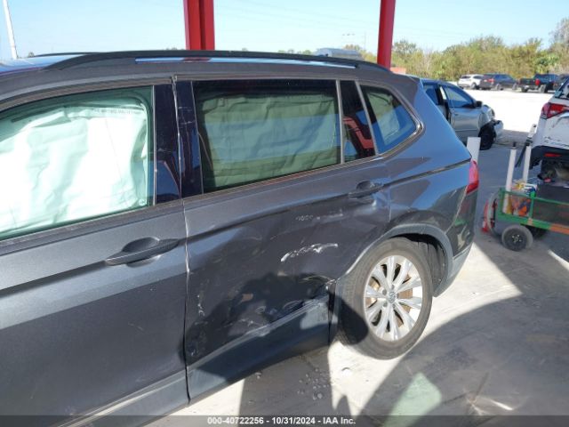3VV3B7AXXJM160124 Volkswagen Tiguan 2.0t Se/2.0t Sel