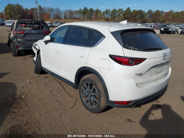 Mazda Cx-5 Grand Touring 2017 JM3KFBDL4H0149537 Image 3