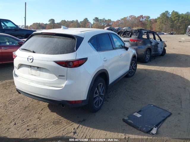 Mazda Cx-5 Grand Touring 2017 JM3KFBDL4H0149537 Image 4