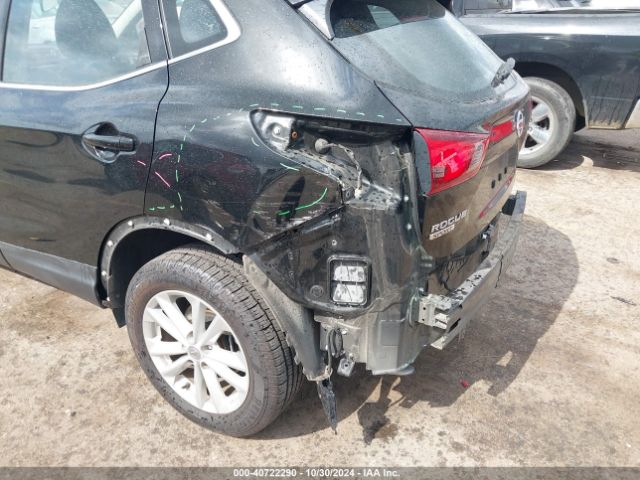 JN1BJ1CP7JW184195 Nissan Rogue Sport Sv