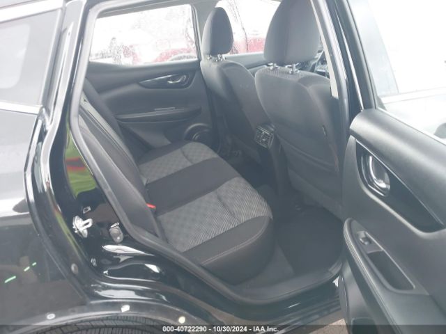 JN1BJ1CP7JW184195 Nissan Rogue Sport Sv