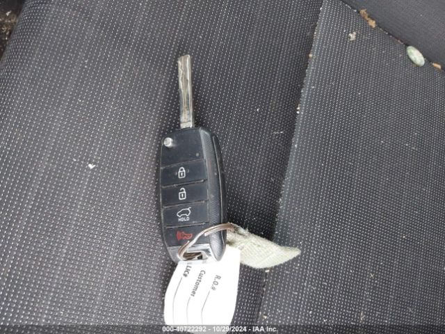 KNDPMCACXJ7446386 KIA Sportage Lx