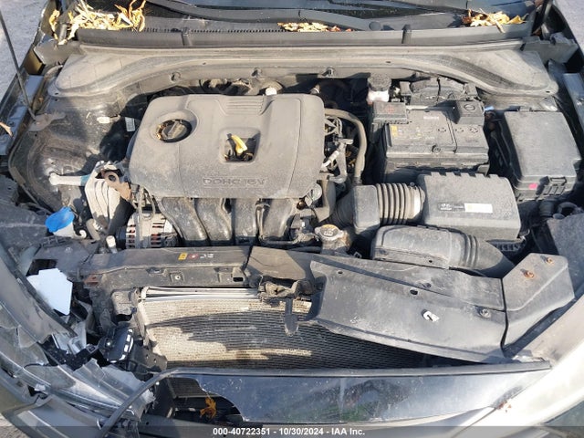 Hyundai ELANTRA SE 2019 5NPD74LF2KH493173 Image 10