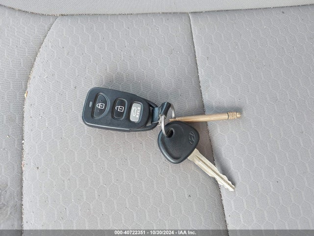 Hyundai ELANTRA SE 2019 5NPD74LF2KH493173 Image 11