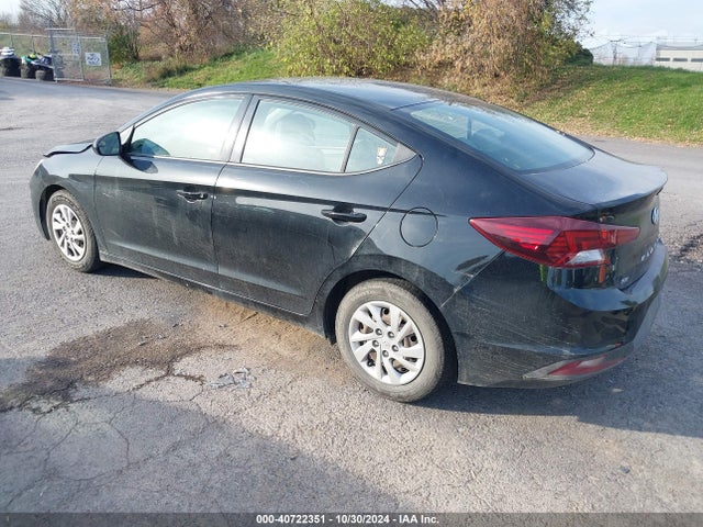 Hyundai ELANTRA SE 2019 5NPD74LF2KH493173 Image 3