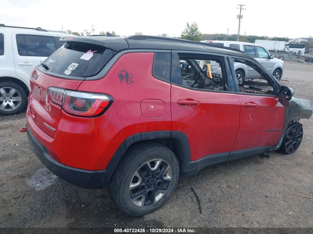 3C4NJDDB1JT469995 Jeep Compass Trailhawk 4x4