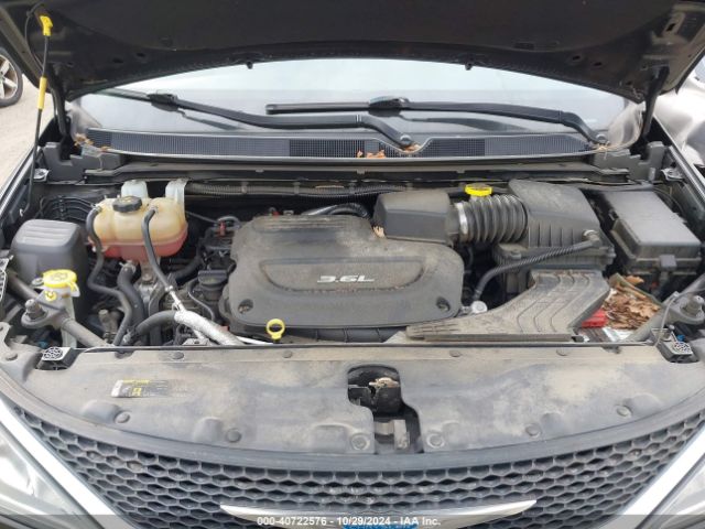 2018 CHRYSLER PACIFICA 2C4RC1BG7JR294485 Photo 9