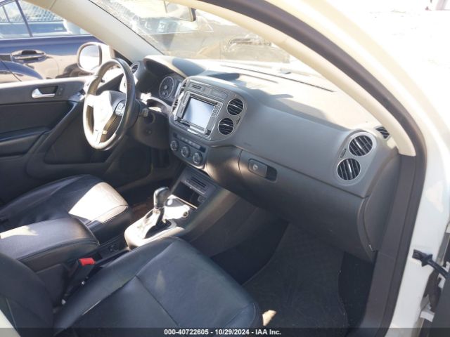 WVGAV7AX3HK052535 Volkswagen Tiguan 2.0t/2.0t S