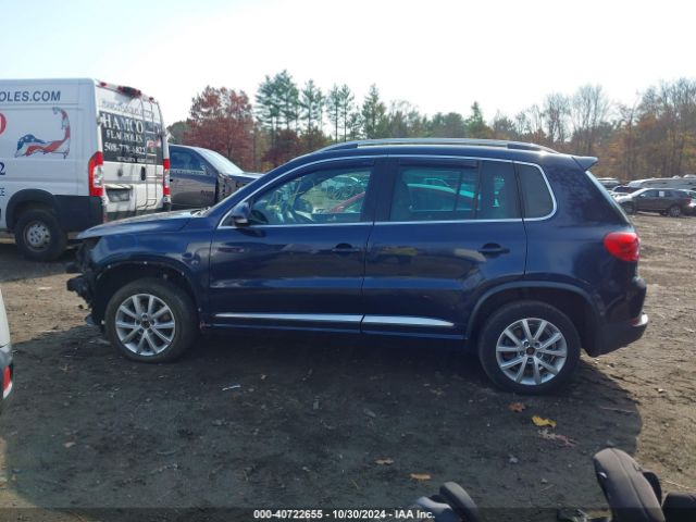 WVGBV3AX8EW044125 Volkswagen Tiguan R-line