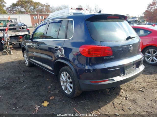 WVGBV3AX8EW044125 Volkswagen Tiguan R-line