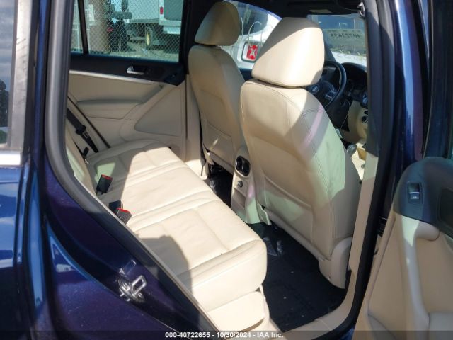 WVGBV3AX8EW044125 Volkswagen Tiguan R-line