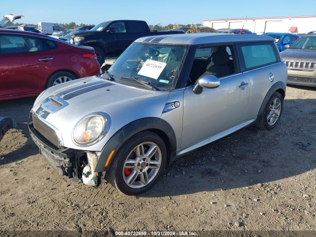 2010 MINI COOPER S CLUBMAN WMWMM3C53ATP76361 Photo 1