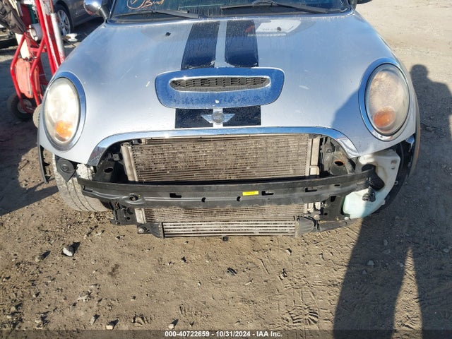 2010 MINI COOPER S CLUBMAN WMWMM3C53ATP76361 Photo 5