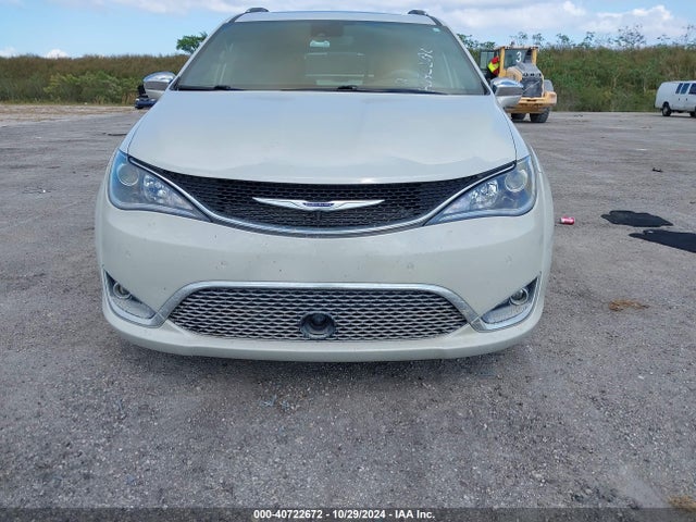 Chrysler Pacifica Limited 2020 2C4RC1GG3LR185808 Image 12