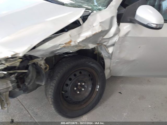 5YFBURHE4FP238918 Toyota Corolla S