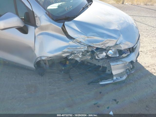 3GNCJKSB2LL319130 Chevrolet Trax Fwd Ls