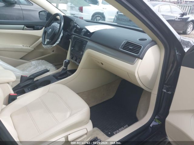 1VWAT7A36FC118071 Volkswagen Passat 1.8t Limited Edition