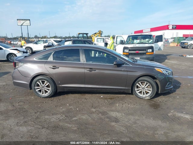 Hyundai SONATA SE 2016 5NPE24AF0GH316649 Image 12