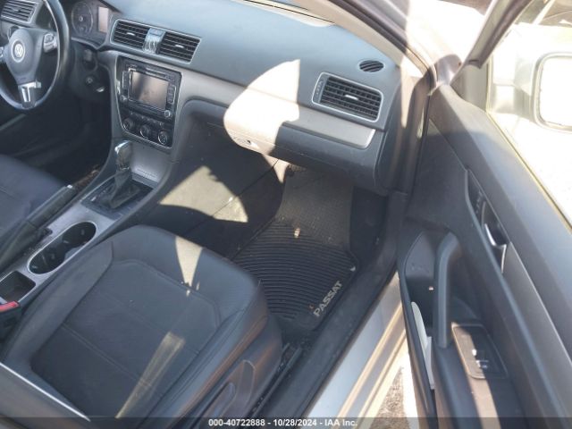 1VWBN7A36EC064008 Volkswagen Passat 2.0l Tdi Se