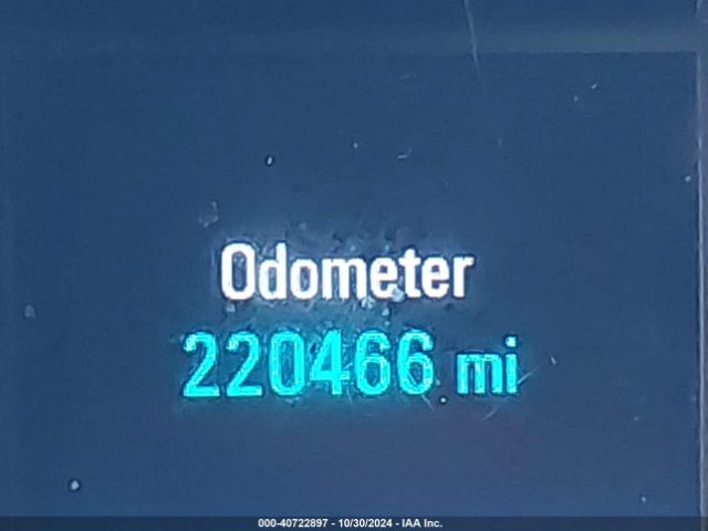 1G11E5SL3EU127957 Chevrolet MALIBU 2LT