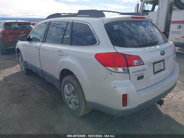 40723029 :رقم المزاد ، 4S4BRCAC0A1320189 vin ، 2010 Subaru Outback 2.5i مزاد بيع