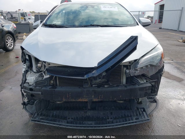 Toyota COROLLA LE 2018 5YFBURHEXJP808042 Image 20
