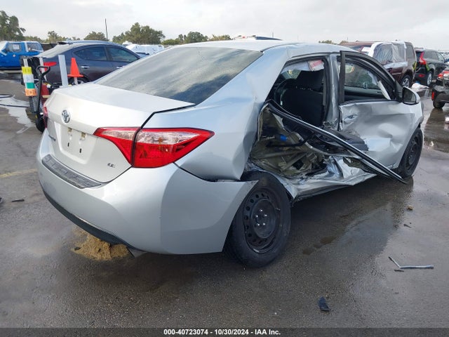 Toyota COROLLA LE 2018 5YFBURHEXJP808042 Image 4