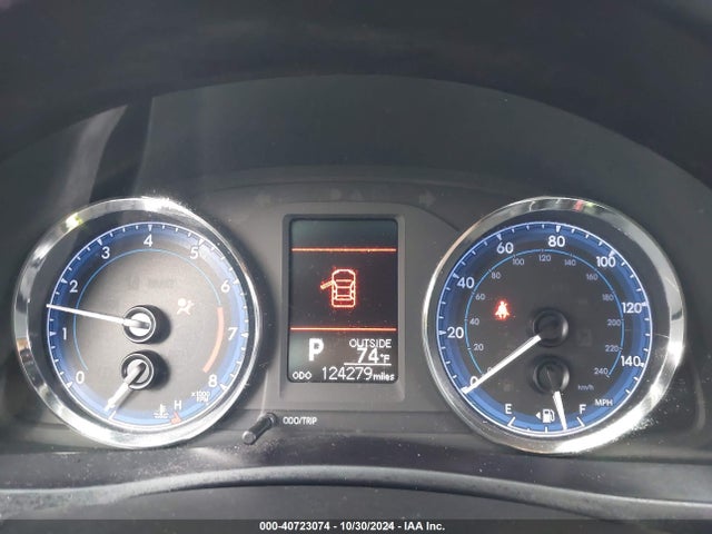 Toyota COROLLA LE 2018 5YFBURHEXJP808042 Image 7