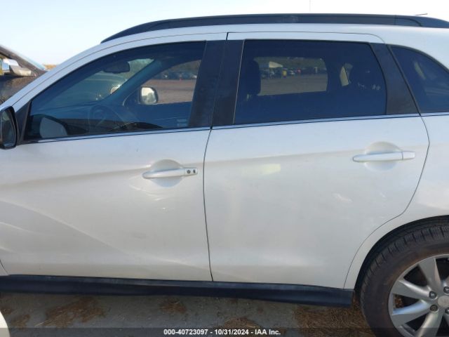 4A4AP4AU4EE015158 Mitsubishi Outlander Sport Se