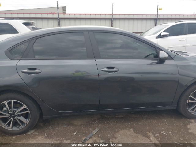 3KPF24AD3RE837777 KIA Forte Lxs