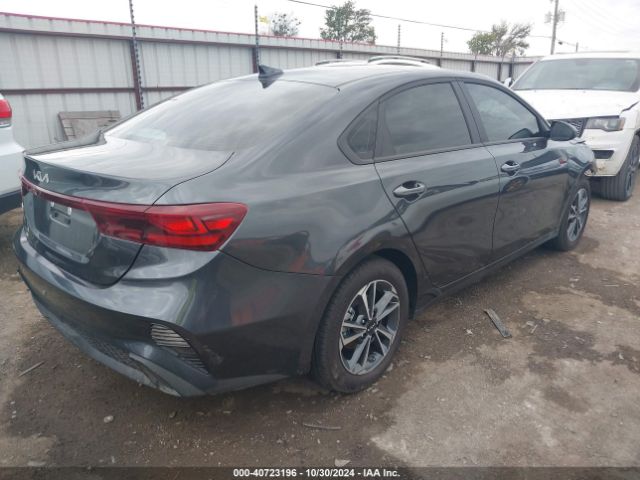 3KPF24AD3RE837777 KIA Forte Lxs