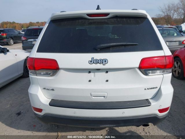 1C4RJFAG0JC220998 Jeep Grand Cherokee Laredo E 4x4