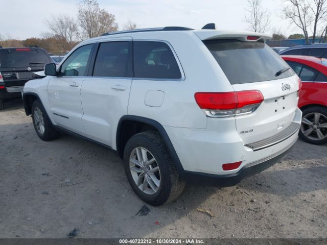 1C4RJFAG0JC220998 Jeep Grand Cherokee Laredo E 4x4