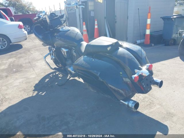 2020 INDIAN MOTORCYCLE CO. CHALLENGER 56KLCARR2L3389619 Photo 2
