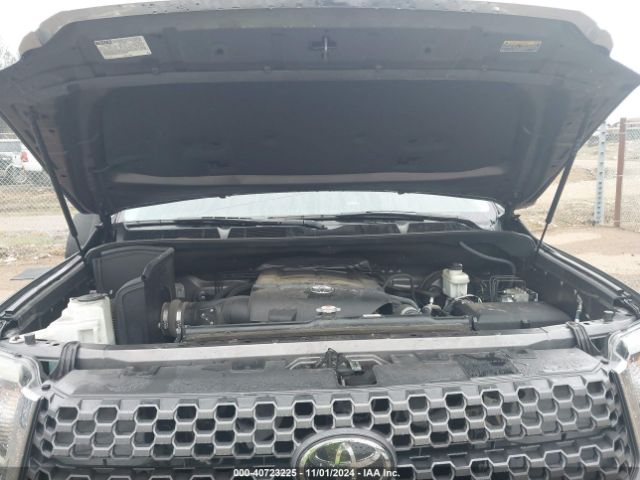 5TFDW5F18JX705909 Toyota Tundra Sr5 5.7l V8