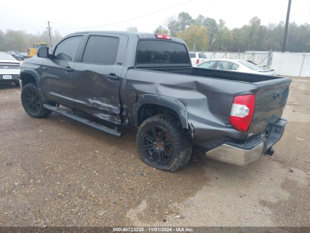 5TFDW5F18JX705909 Toyota Tundra Sr5 5.7l V8