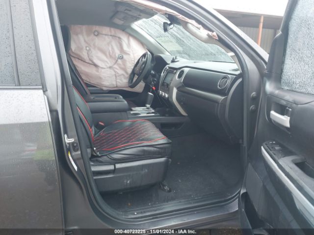 5TFDW5F18JX705909 Toyota Tundra Sr5 5.7l V8