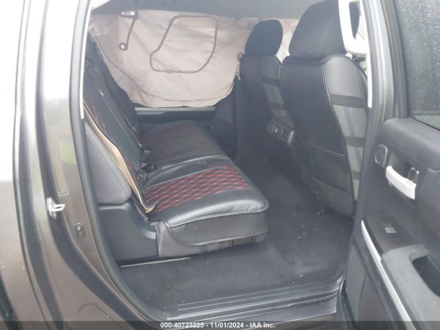 5TFDW5F18JX705909 Toyota Tundra Sr5 5.7l V8